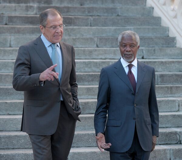 Serguei Lavrov y Kofi Annan - Sputnik Mundo