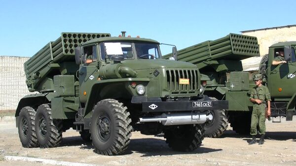 Ejército ruso incorpora nuevos lanzamisiles múltiples Tornado-G - Sputnik Mundo