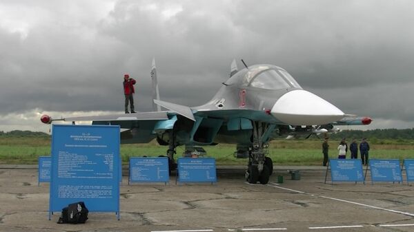 El Su-34 será exhibido en Salón Aeronáutico cerca de San Petersburgo - Sputnik Mundo