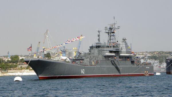 Buque ruso de la Flota del Mar Negro ‘Novocherkassk’ - Sputnik Mundo