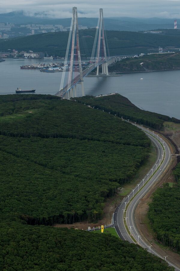 Vladivostok, sede de la cumbre de APEC 2012, a vista de pájaro - Sputnik Mundo