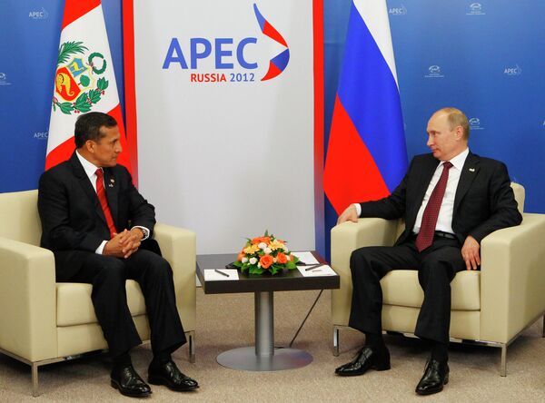 Ollanta Humala y Vladímir Putin - Sputnik Mundo