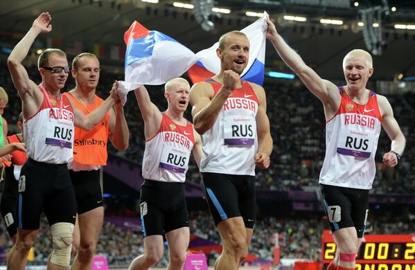Medallistas de oro de la selección rusa en los Juegos Paralímpicos de Londres - Sputnik Mundo