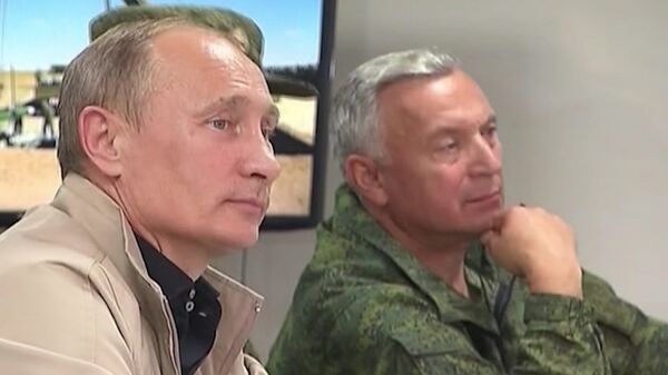 Putin asiste a maniobras militares “Cáucaso-2012 cerca de Novorossiysk - Sputnik Mundo