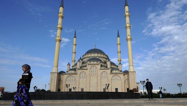 La Mezquita de Ahmad Kadírov en Grozny - Sputnik Mundo