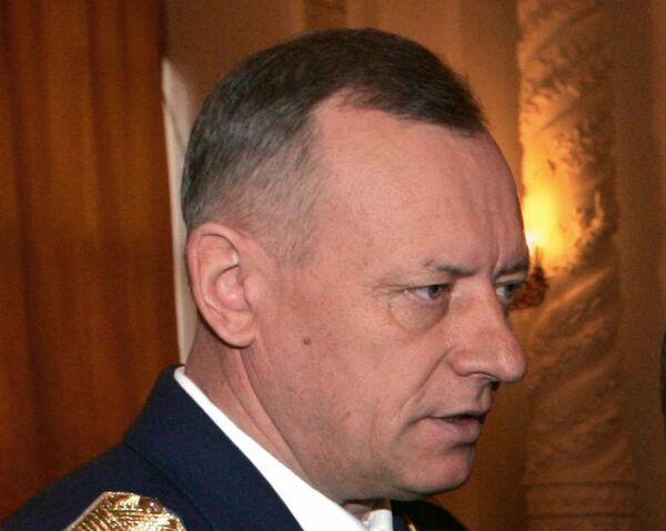 El comandante de la Fuerza Aérea Estratégica de Rusia Anatoli Zhijarev - Sputnik Mundo