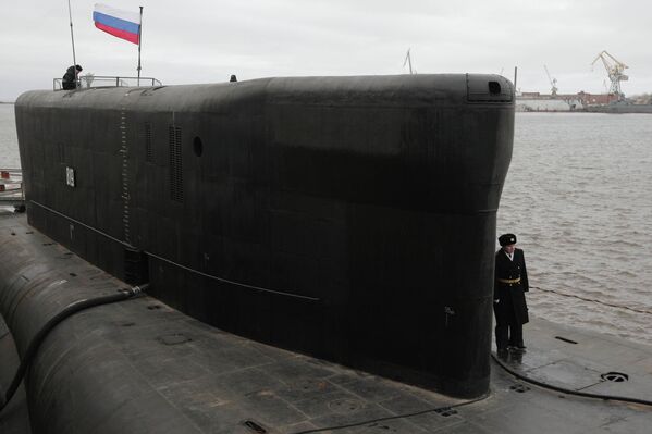 Primeros submarinos estratégicos rusos clase Borei, fabricados en serie - Sputnik Mundo