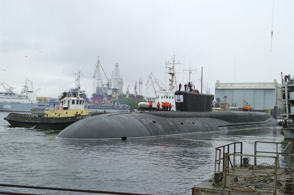 Primeros submarinos estratégicos rusos clase Borei, fabricados en serie - Sputnik Mundo