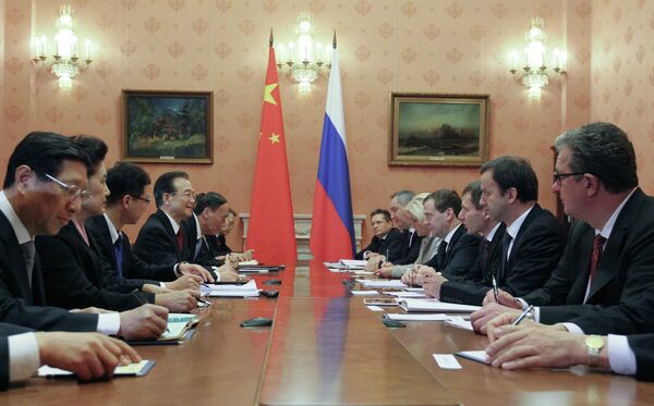 El comercio entre Rusia y China alcanzará su máximo histórico en 2012 - Sputnik Mundo