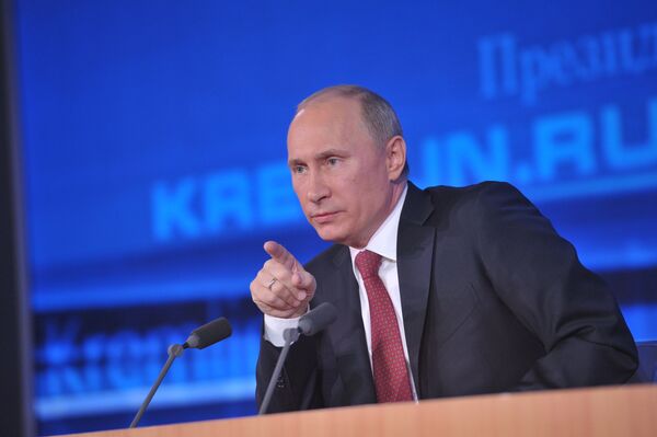 Las relaciones entre Rusia y EEUU empeoraron por diferencias sobre Irak según Putin - Sputnik Mundo