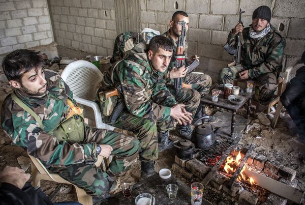 Militares sirios en Darayya (archivo) - Sputnik Mundo
