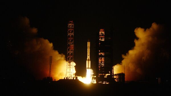 Entra en funcionamiento el nuevo satélite de comunicaciones ruso Express AM6 - Sputnik Mundo