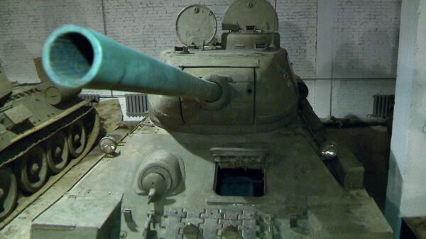 Los tanques de la Segunda Guerra Mundial y su nueva vida en el cine ruso - Sputnik Mundo