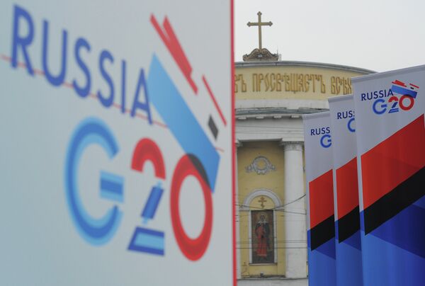 Parlamentarios del G-20 elogian las experiencias rusas en gestión anticrisis - Sputnik Mundo