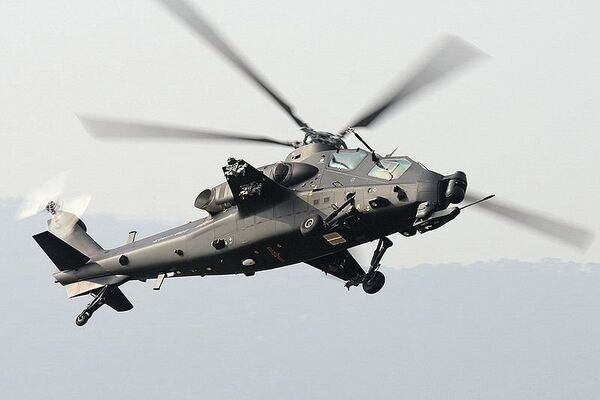 Helicóptero de ataque chino WZ-10 - Sputnik Mundo