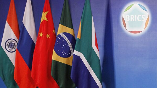Las banderas de los BRICS - Sputnik Mundo