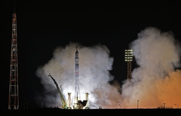 Roscosmos niega que la nave Soyuz TMA-08M haya aterrizado “a ciegas” - Sputnik Mundo