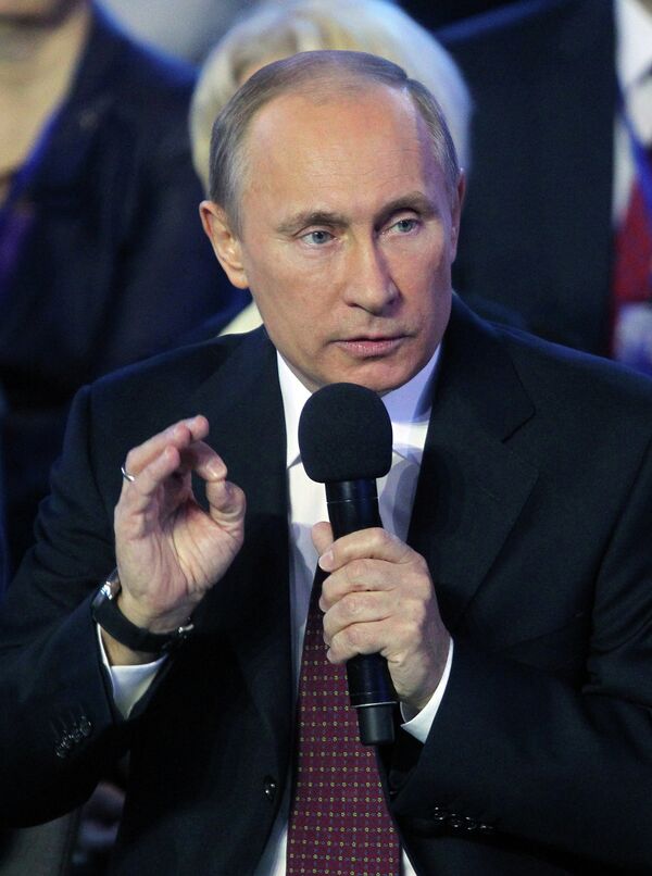 Putin propone transformar el Frente Popular de Rusia en un amplio movimiento social - Sputnik Mundo