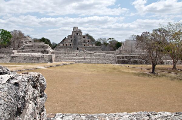 Monumento arqueológico de la cultura Maya en Edzna, Campeche - Sputnik Mundo