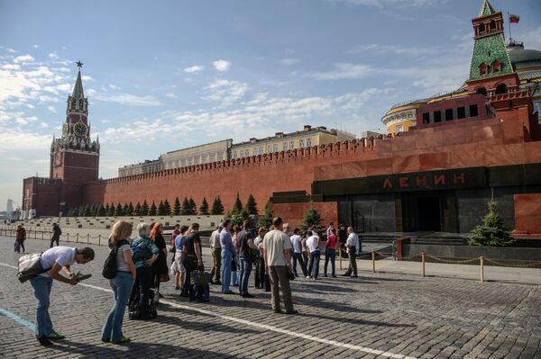 El mausoleo de Lenin reabre sus puertas tras obras - Sputnik Mundo