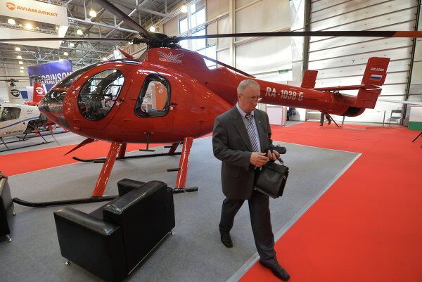 Rusia inaugura la exposición de helicópteros más grande de Europa - Sputnik Mundo
