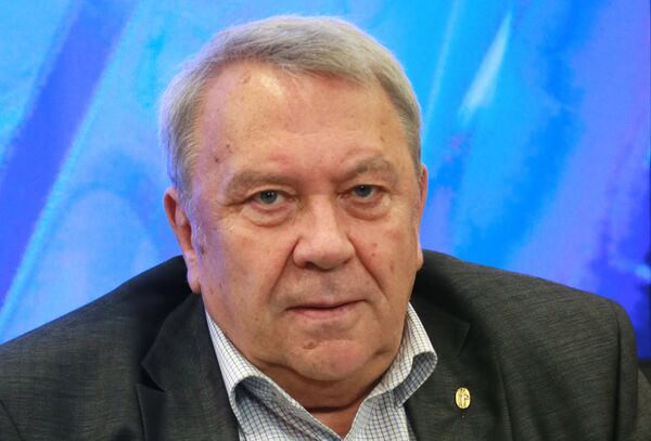 Vladímir Fortov, elegido nuevo presidente de la Academia de Ciencias de Rusia - Sputnik Mundo