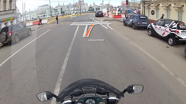 Un casco para motociclistas a lo Google Glass presentado en Moscú - Sputnik Mundo