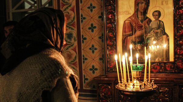El número de creyentes ortodoxos en Rusia se cuadruplicó desde 1989 - Sputnik Mundo