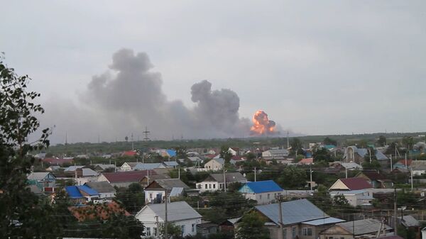 Explosiones en polígono artillero obligan a evacuar 6.000 vecinos en la zona del Volga - Sputnik Mundo