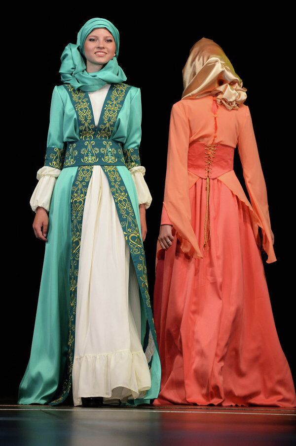 Festival de moda islámica en Kazán - Sputnik Mundo