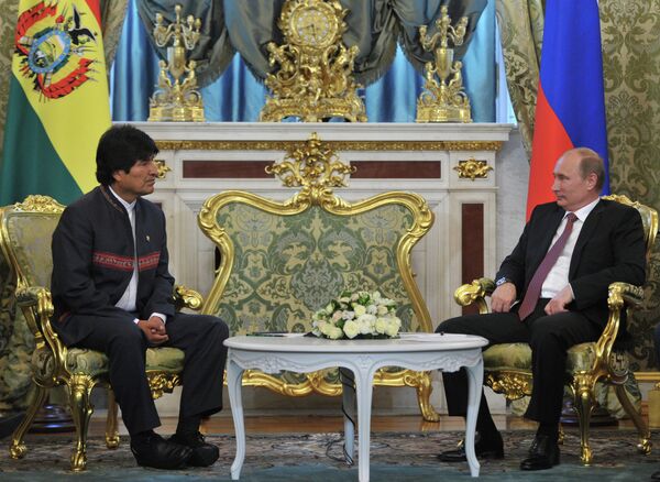 Morales: Bolivia reconoce el liderazgo de Rusia y desea estrechar la cooperación - Sputnik Mundo