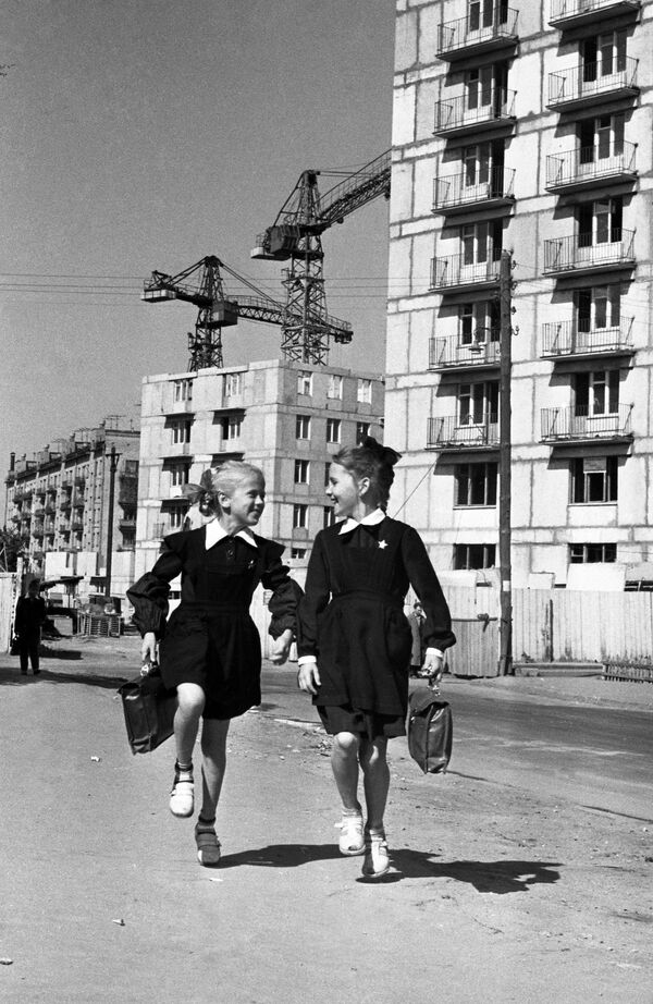 “De tales tiempos, tales fotos”. Moscú en la segunda mitad del siglo XX - Sputnik Mundo