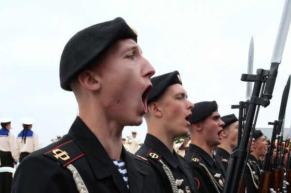 El Día de la Armada rusa en 2013 - Sputnik Mundo