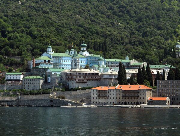 Policía griega desiste ocupar monasterio ocupado por monjes rebeldes en Athos - Sputnik Mundo