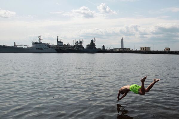 Kronstadt, base de la Armada rusa y Patrimonio Mundial de la UNESCO - Sputnik Mundo