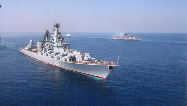 El crucero lanzamisiles Moskva - Sputnik Mundo