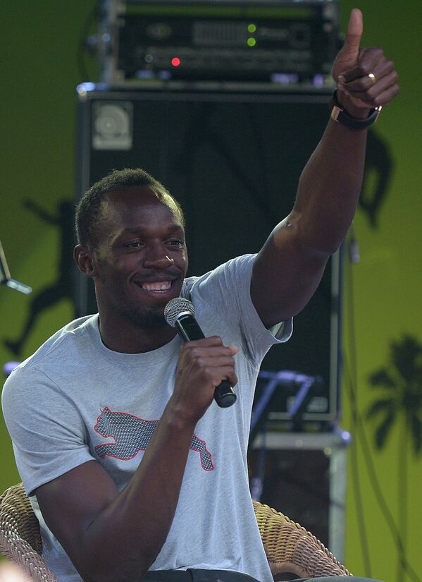 El pentacampeón mundial Usain Bolt en una fiesta jamaiquina en Moscú - Sputnik Mundo