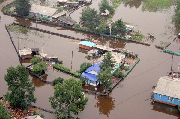 Consecuencias de las inundaciones en la provincia rusa de Amur - Sputnik Mundo