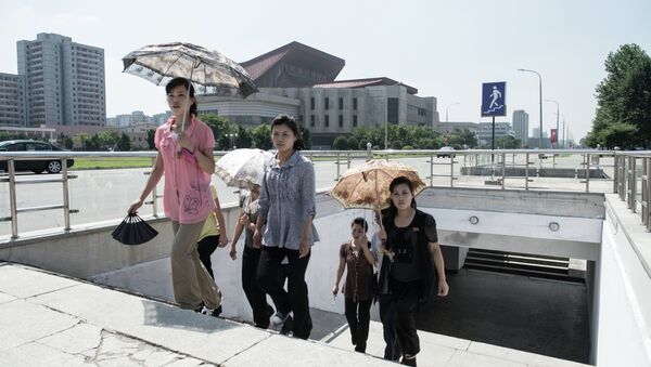 Faldas cortas y otros cambios en la vida de Corea del Norte - Sputnik Mundo
