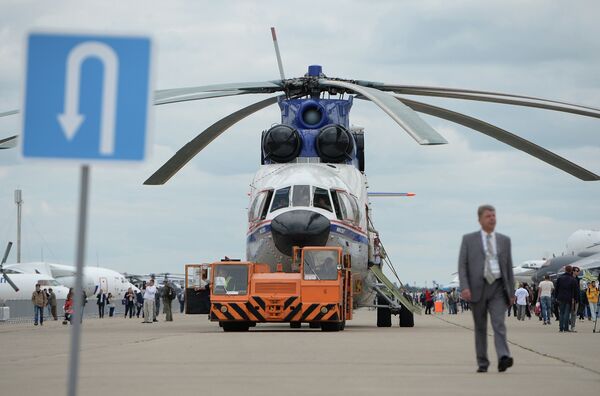 Constructora aeronáutica rusa firma contratos por USD 12.000 millones en MAKS 2013 - Sputnik Mundo