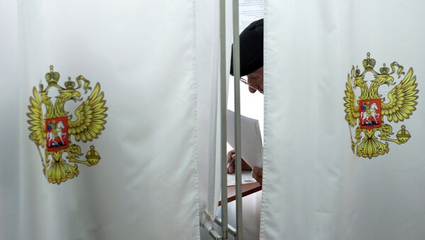 La jornada electoral en regiones de Rusia transcurre sin incidentes de importancia - Sputnik Mundo