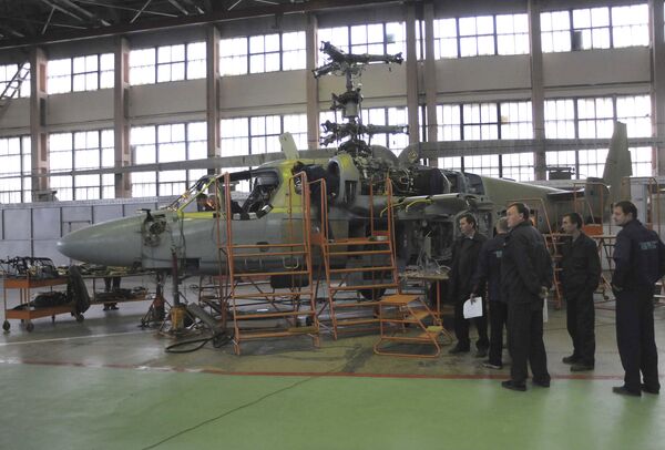 Rusia debe producir más de 450 helicópteros anuales para 2020 - Sputnik Mundo