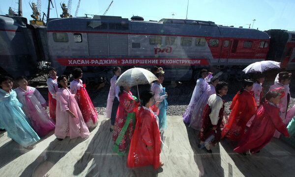 Inauguración de un ferrocarril entre Rusia y Corea del Norte - Sputnik Mundo