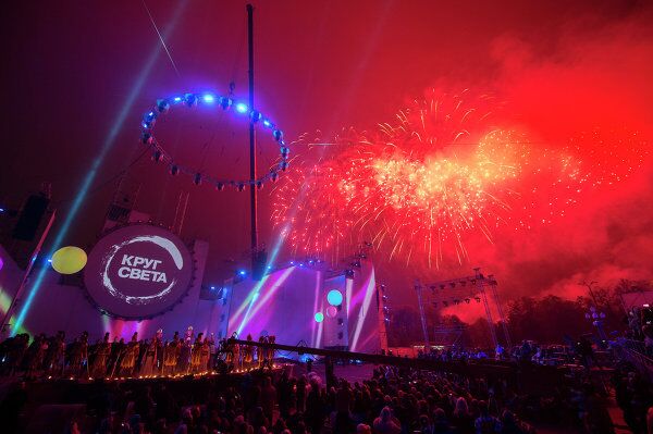 En Moscú el tercer Festival Internacional Círculo de Luz - Sputnik Mundo