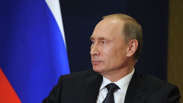 Putin quiere elevar el nivel de patriotismo en la sociedad rusa - Sputnik Mundo