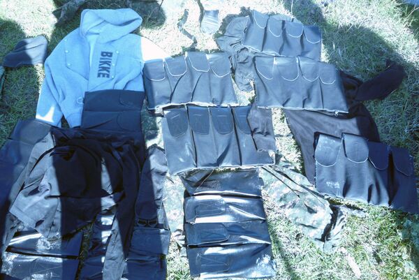Agentes de seguridad hallan 13 cinturones de kamikazes en Daguestán - Sputnik Mundo