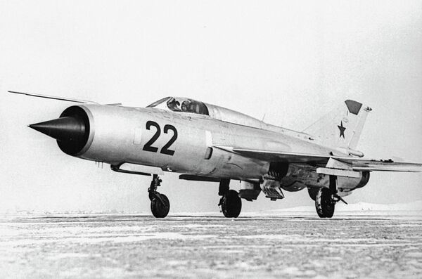El caza MiG-21 - Sputnik Mundo