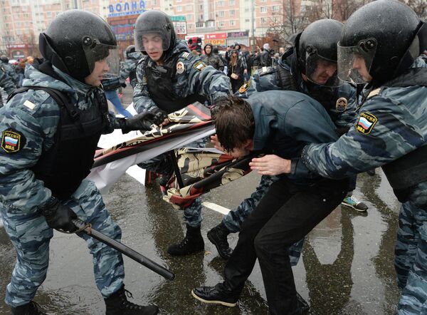 Unos 30 detenidos tras la Marcha Rusa en Moscú - Sputnik Mundo