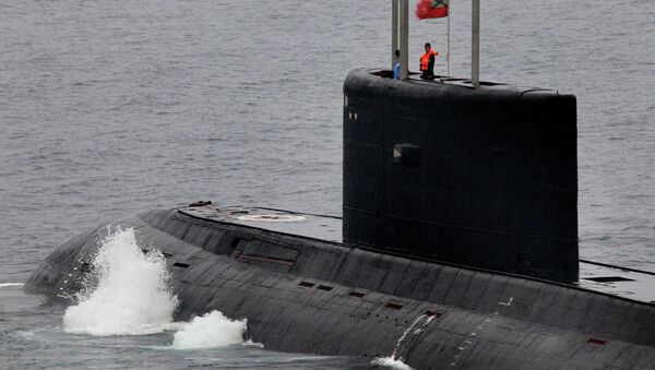 Submarino diésel-eléctrico clase Varshavianka - Sputnik Mundo