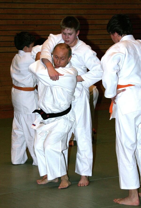 Vladímir Putin, gran maestro de las artes marciales - Sputnik Mundo